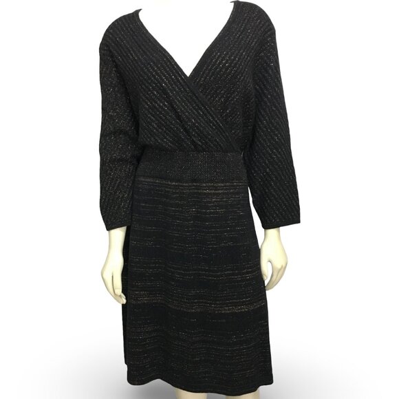 ✨50% Off Bundles 3+ NWOT Lane Bryant Black & Gold Metallic V-Neck Dress Sz 26/28 - Picture 2 of 4
